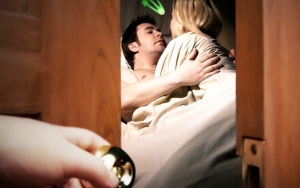 ĐIỀU TRA, THEO DÕI NGOẠI TÌNH